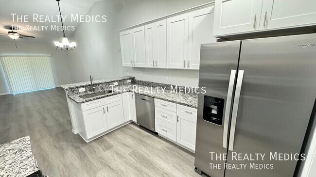 Building Photo - 8147 Cozumel Ln