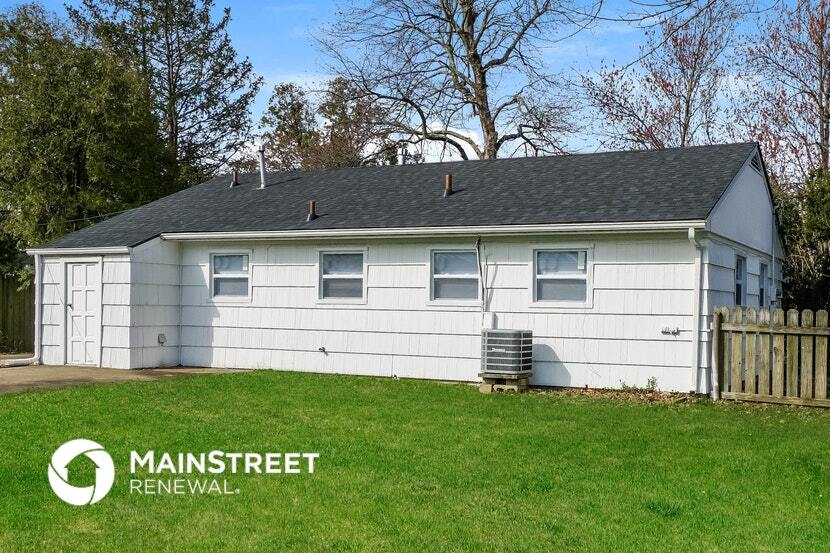 Building Photo - 9613 El Prado St