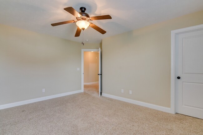 Building Photo - 5458 Everlook Cir