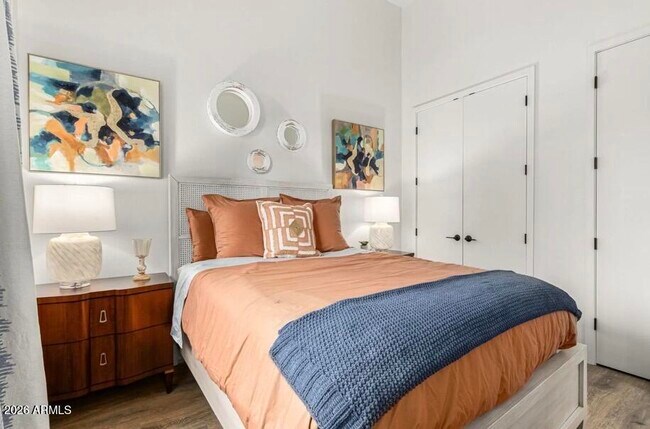 Building Photo - 9449 N 90th St