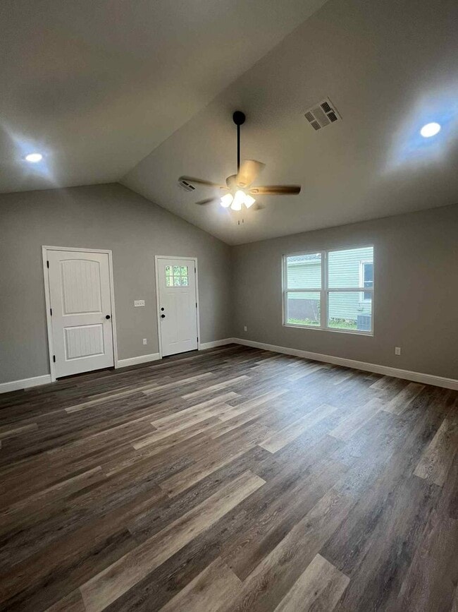 Building Photo - For Rent in Webb City – Brand New Home! 3 ...