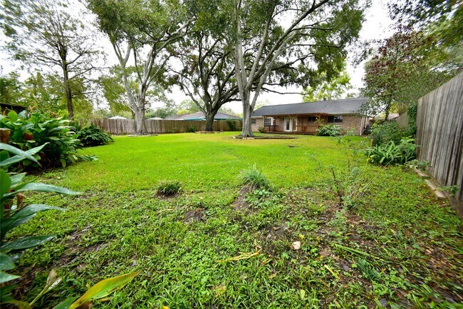 Building Photo - 217 Rachael Ln