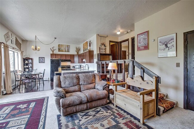 Building Photo - Buffalo Ridge Condo -  Immaculate 2 Bedroom/2 Bath Unit w/Utilities Included
