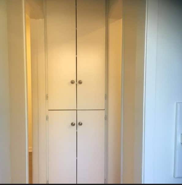 Linen Closet - 3228 Montrose Ave