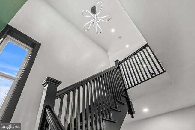 Building Photo - 2232 S 17th St