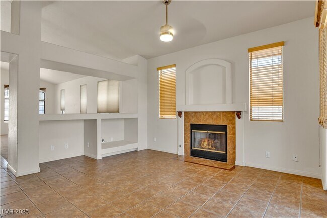 Building Photo - 8940 Emery Lake St