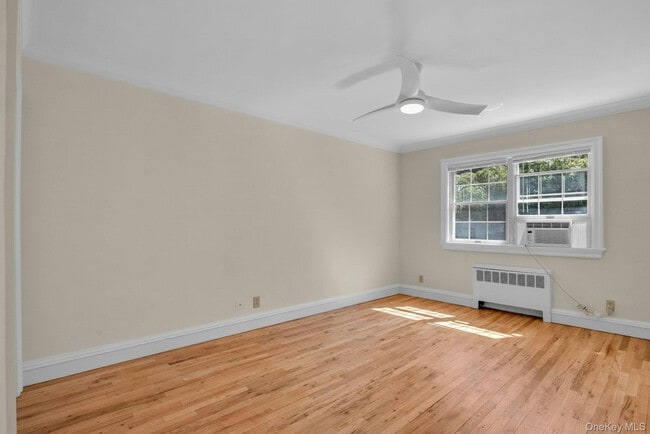 Building Photo - 590 Bedford Rd