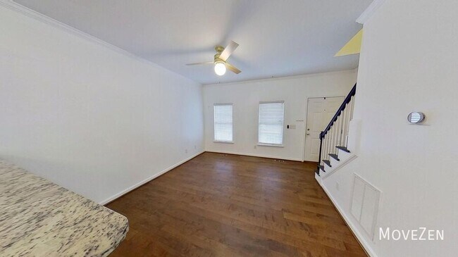 Building Photo - 1721 E Lenoir St