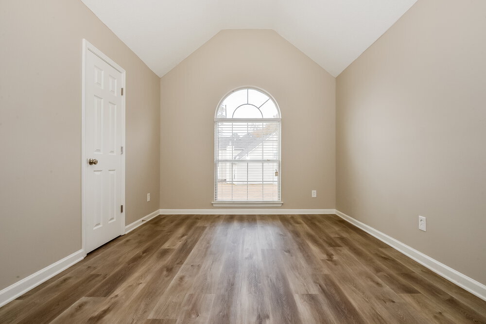 Building Photo - 6686 Pole Creek Dr