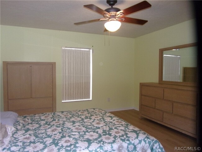 Building Photo - 876 Pritchard Island Rd