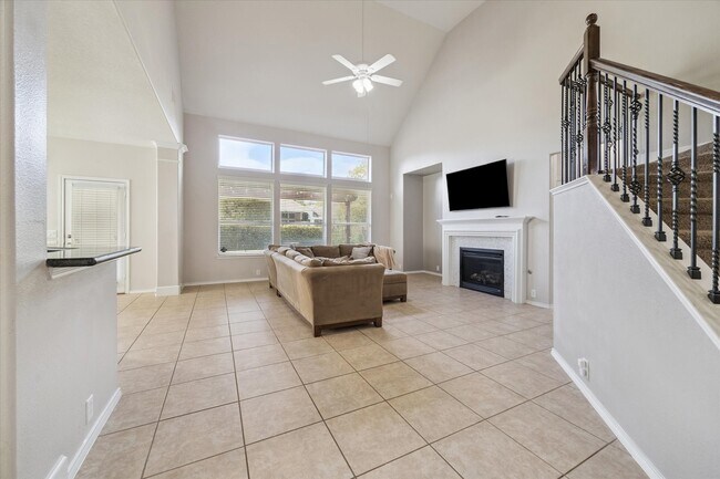 Building Photo - 13815 Lake Livingston Dr