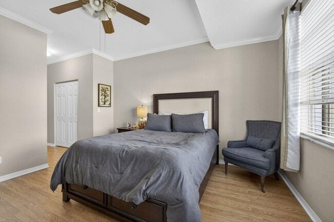 Building Photo - 3055 Grandiflora Dr