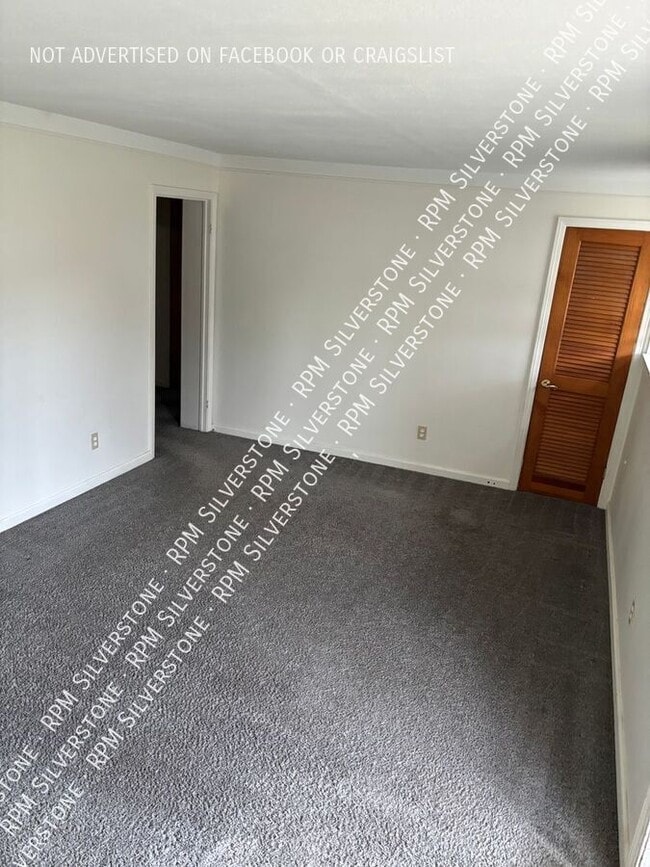 Building Photo - 13681 McKinley-