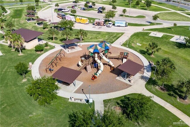 Building Photo - 4600 Choke Canyon Dr