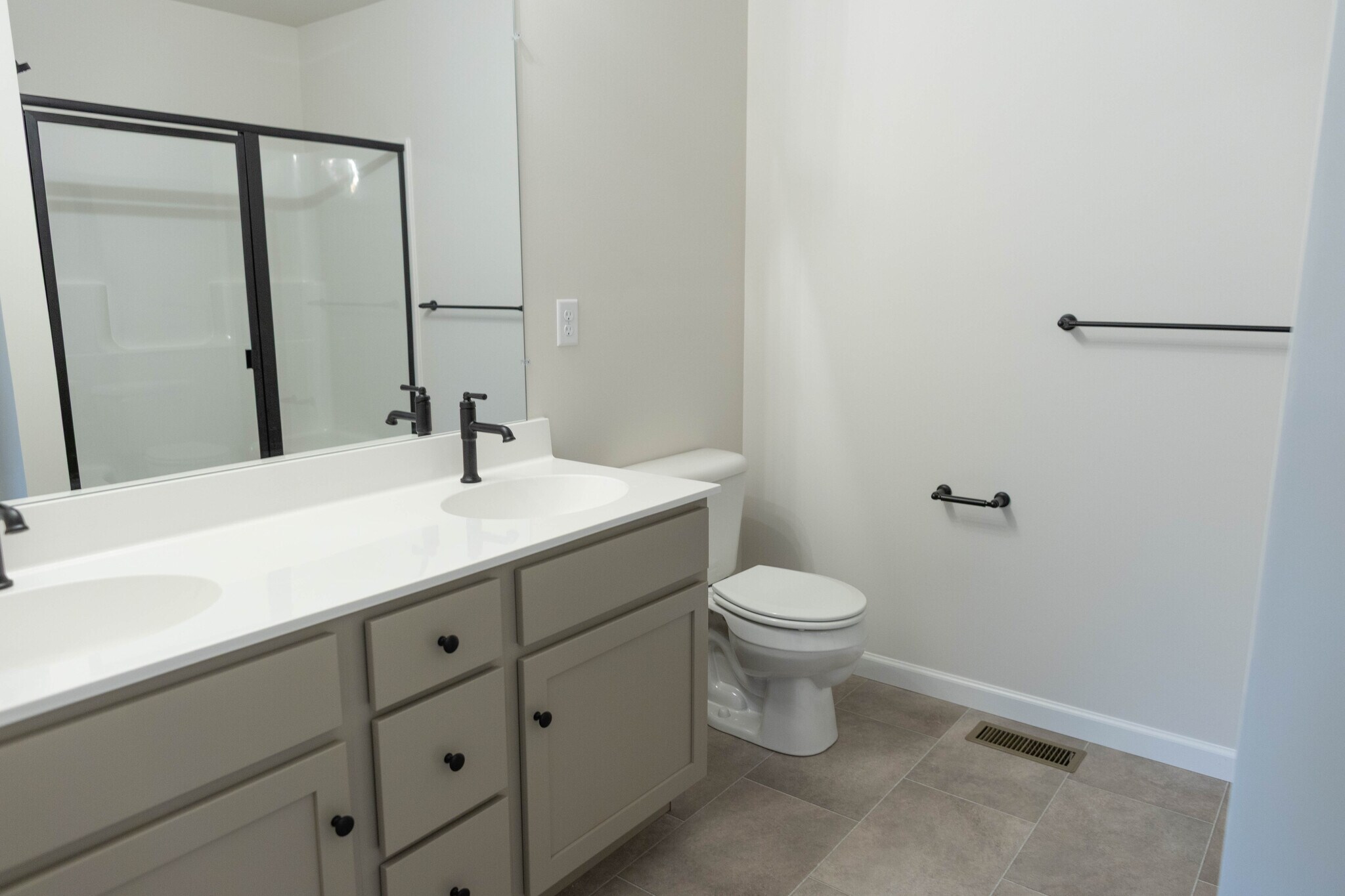 Building Photo - 87 Beech Tree Ct