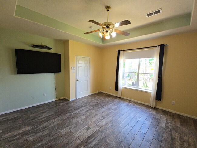 Building Photo - 1627 Park Harbor Estates Dr