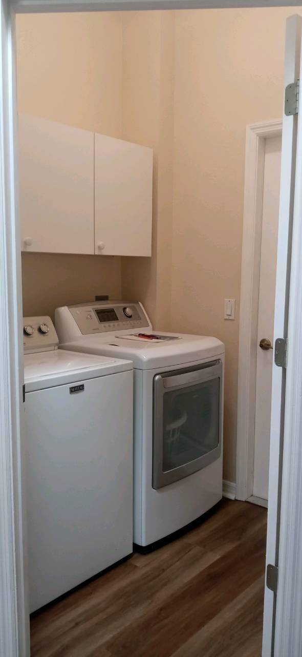 Building Photo - 289 Rotonda Blvd W