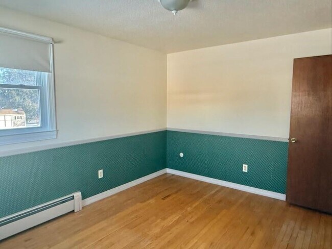 Building Photo - 101 Honeyman Ave