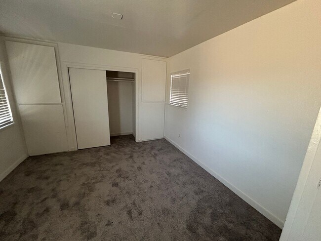 Building Photo - ACREAGE PROPERTY