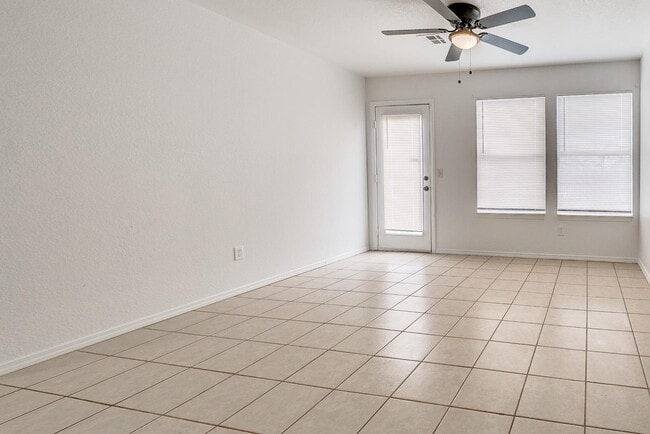 Building Photo - 913 SW 153rd St