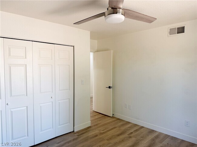 Building Photo - 3989 Briarcrest Ct