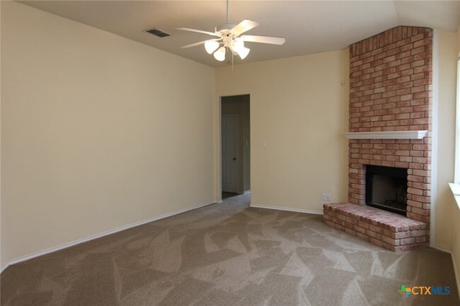 Building Photo - 341 Placid Meadow