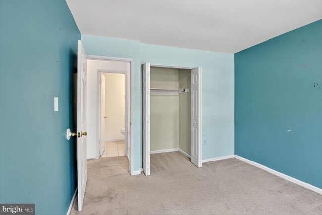 Building Photo - 7706 Swan Terrace