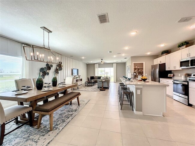 Building Photo - 425 Quarry Rock Cir