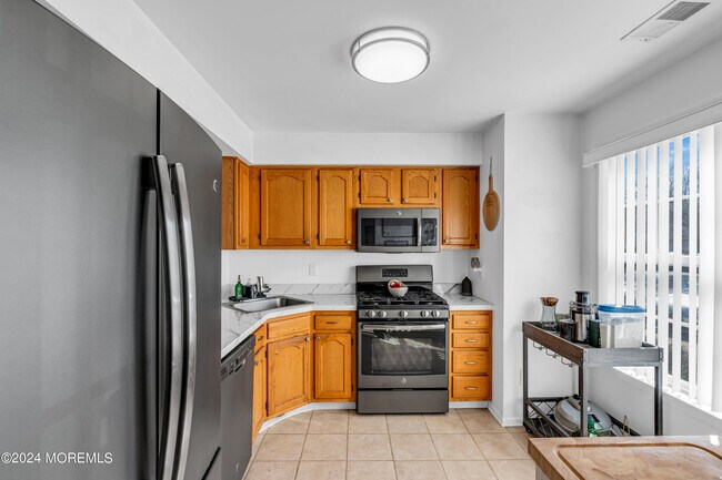 Building Photo - 237 Paddington Ct
