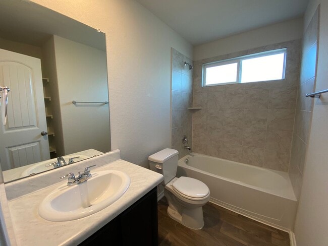 Building Photo - 122 Moscovy Duck