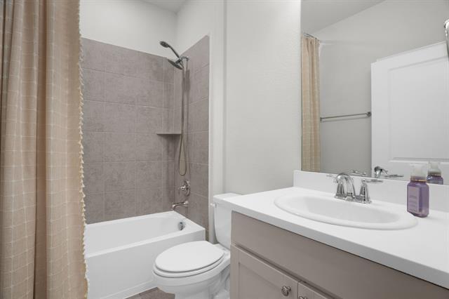 Building Photo - 1615 Sweetwater Wy