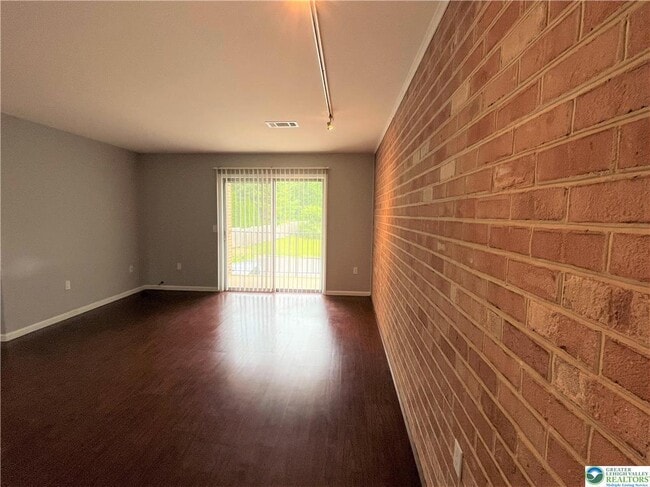 Building Photo - 4053 Vaughn St
