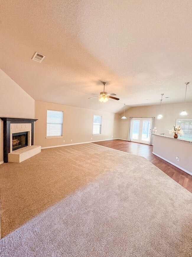 Building Photo - 2907 Montague County Dr