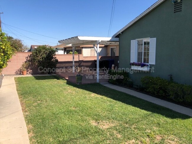 Building Photo - 20935 Conradi Ave