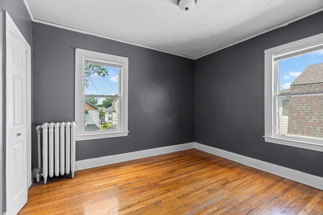 Building Photo - 204 South St
