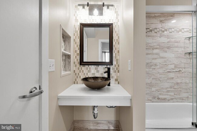 Building Photo - 1000 New Jersey Ave SE