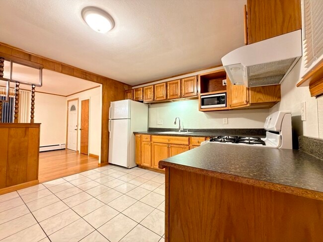 Building Photo - 45 Kinglet Dr