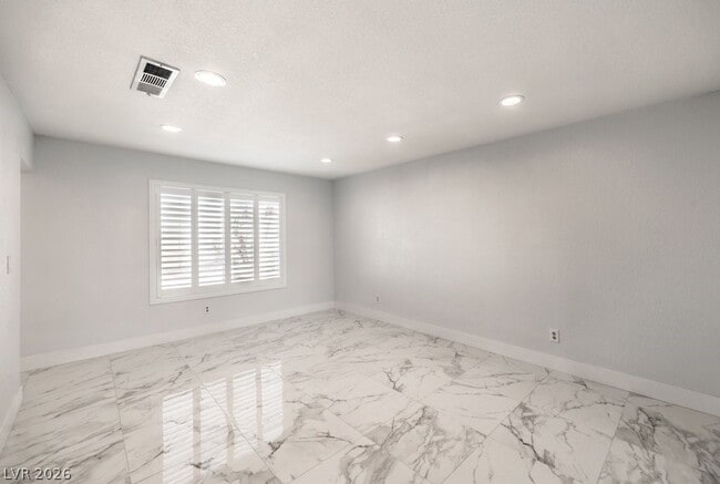 Building Photo - 3743 Lone Mesa Dr