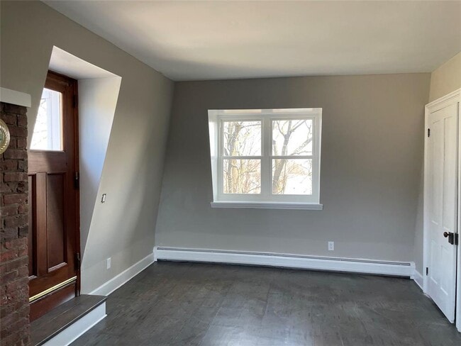 Building Photo - 138 High Ave
