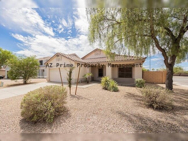 Building Photo - 3864 S Emery Cir