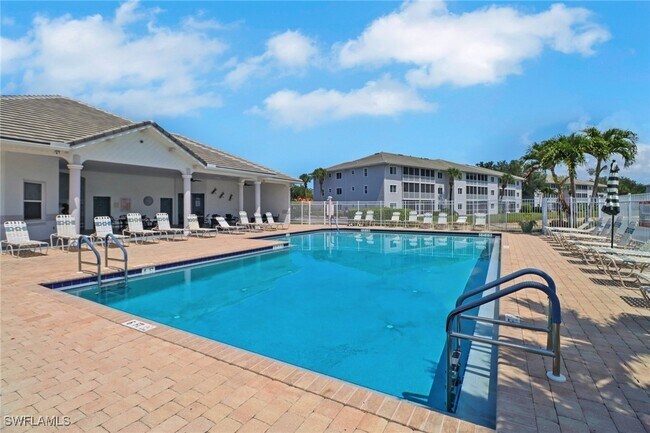 Building Photo - 7842 Regal Heron Cir
