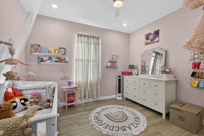 Building Photo - 1543 Stockbridge St