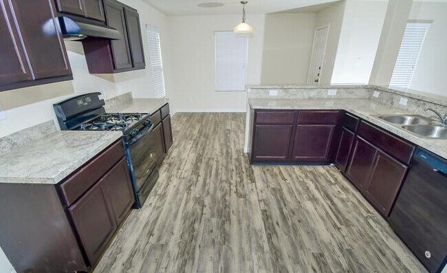 Building Photo - 2226 Fishing Stone