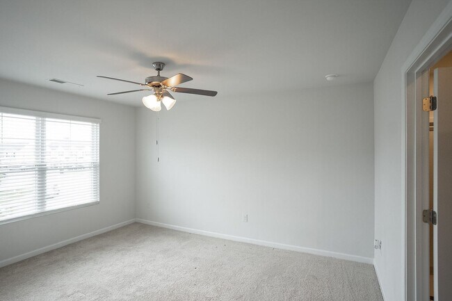 Building Photo - 950 Quaint Parish Cir
