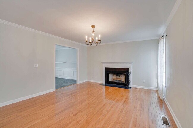 Building Photo - Four-Bedroom Home in Harrington Grove neighborhood!