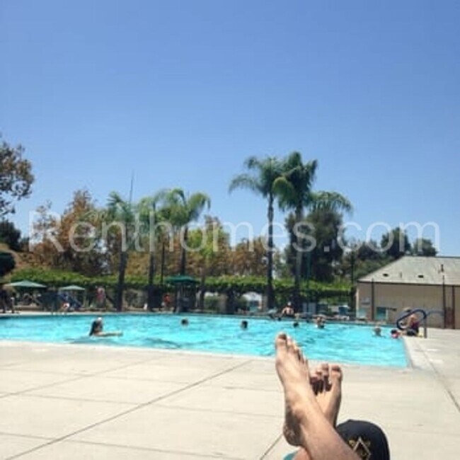 Building Photo - 6705 Elegante Wy