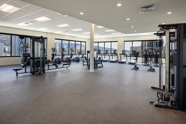 Building Photo - 1500 Rycroft St