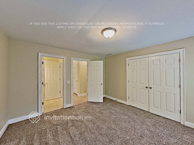 Building Photo - 14 Whitegrass Ct