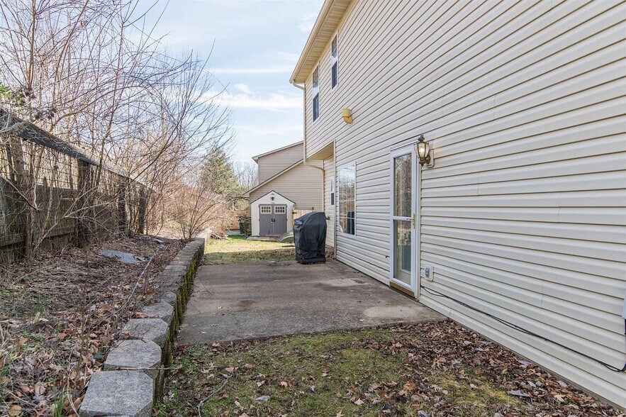 Building Photo - 4616 Landing Dr