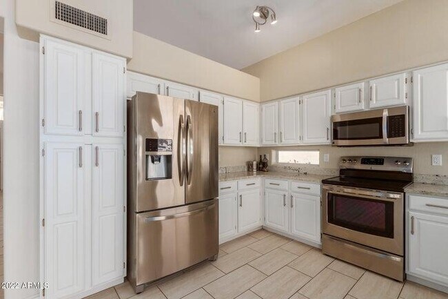 Building Photo - 11838 E Carol Ave